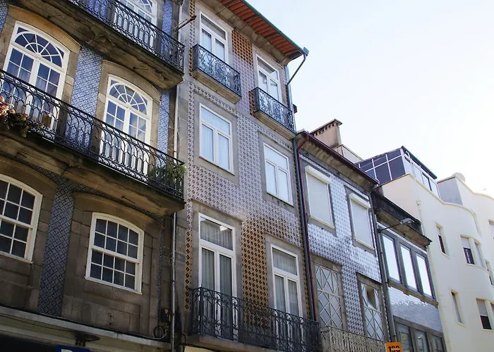 波尔图景致公寓 *